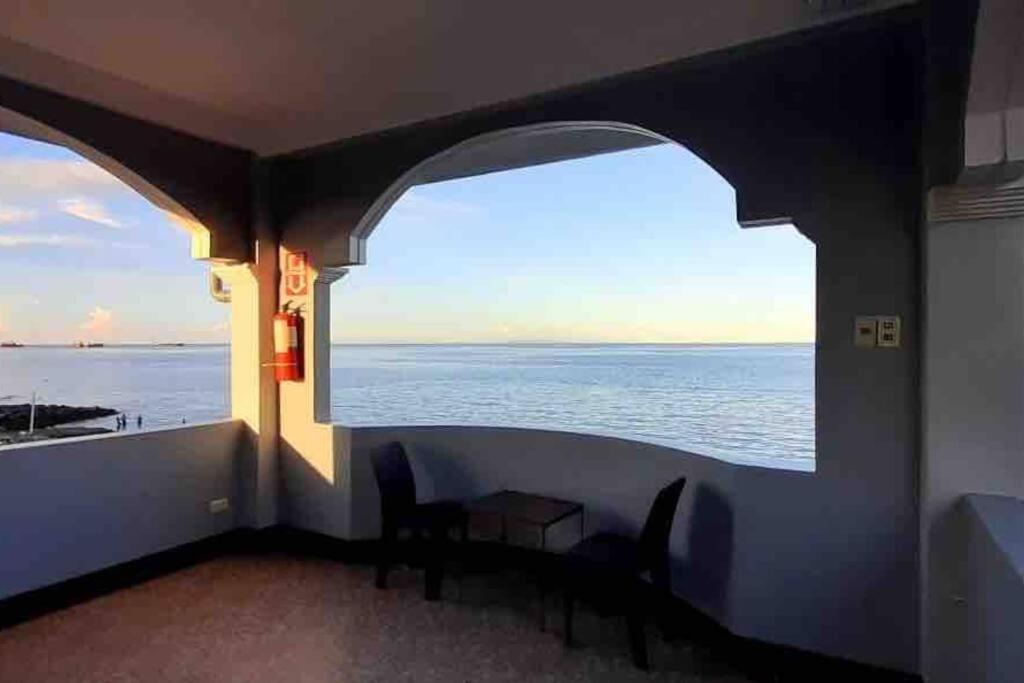 Danao Lc Bayview Lägenhet Exteriör bild